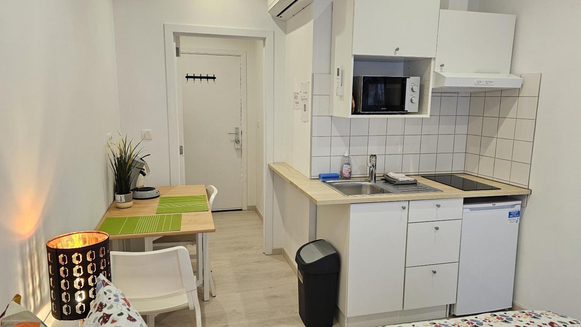 Apartment Chez Esmara Et Philippe Bruksela Zewnętrze zdjęcie